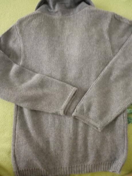 Chlapčenský sveter č122, 122