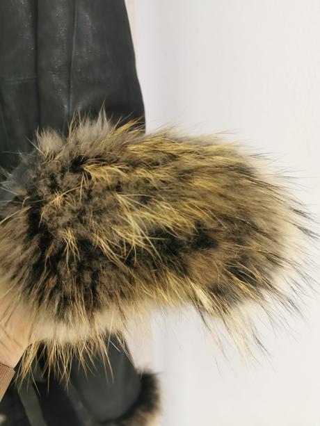 Kožuch s pravou kožušinou, s