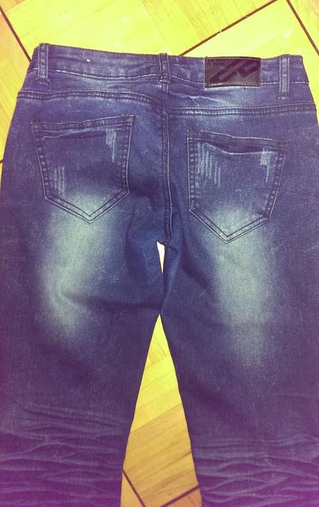 Tmavomodré rifle, new yorker,s