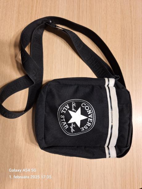 Tasticka converse, converse