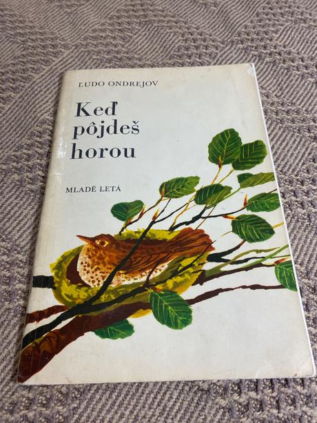 Krásna stará retro mini knižka keď pôjdeš horou,