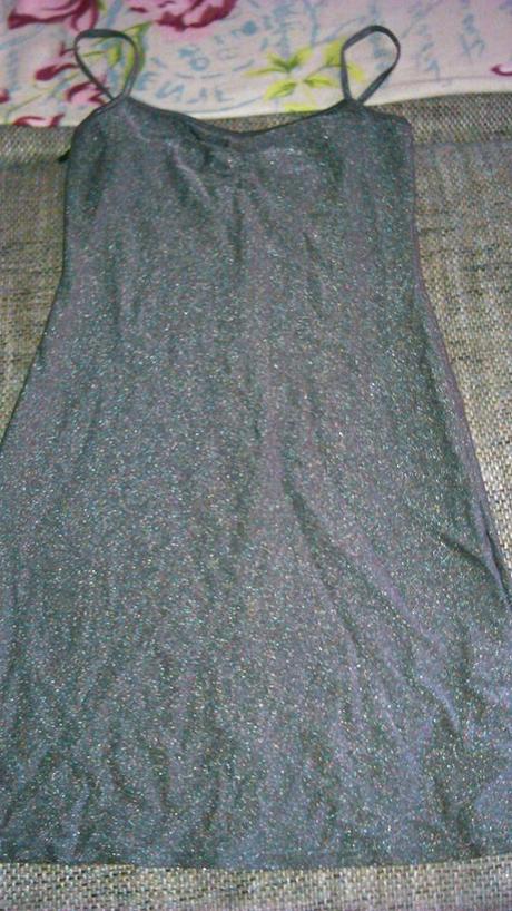 Strieborne saty, new look,s