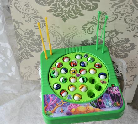 Elektronická hračka-chytanie rybičiek, 