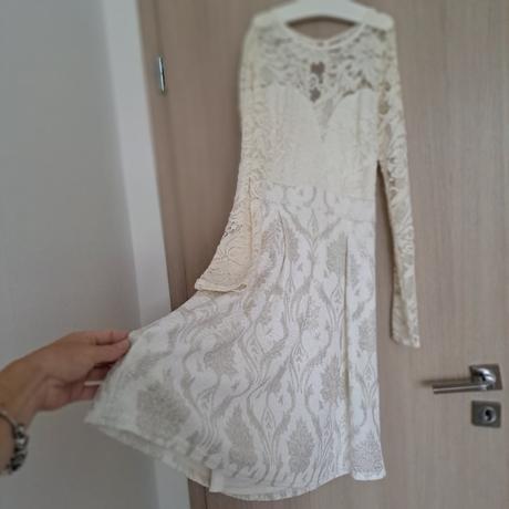 Krémové čipkované šaty, bonprix,34