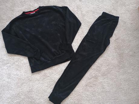 Domáce oblečenie, 146