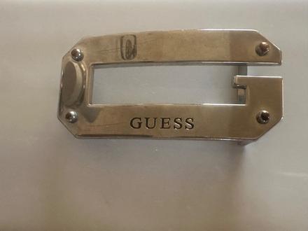 Pracka guess na opasok strieborna, guess