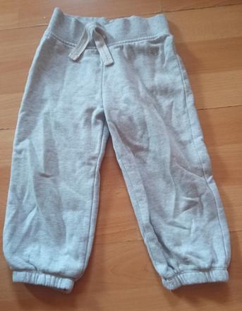 .darujem tepláky, next,86