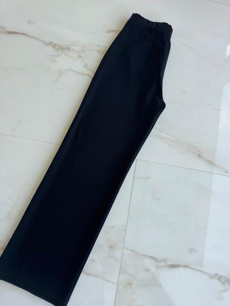 Elegantné čierne nohavice, terranova,140