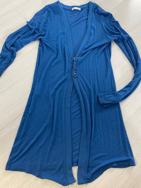 Predĺžený svetrik, xs