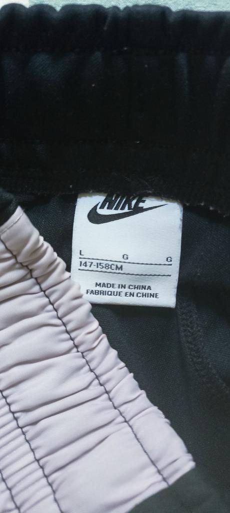 Nike dievcenske teplaky, nike,158