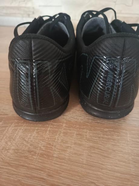 Halovky nike mercurial vapor 16 club ic, nike,43