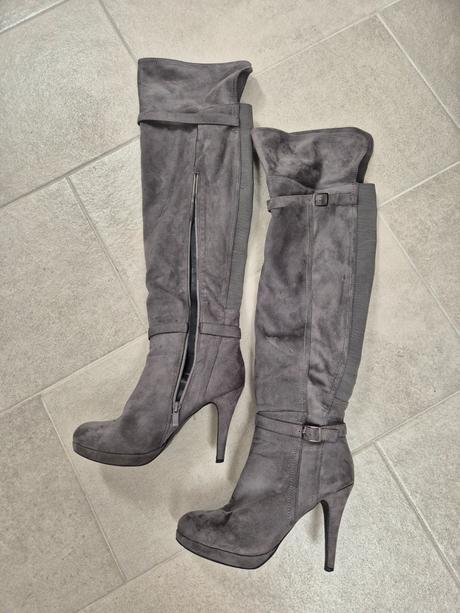 Čižmy z brúsenej kože nad kolená, 40