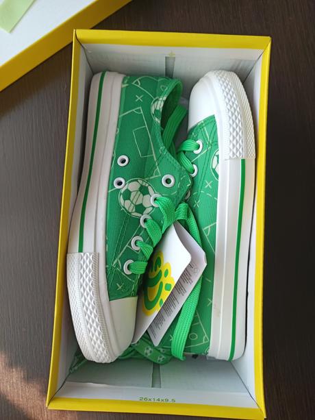 Futbalové tenisky, 34