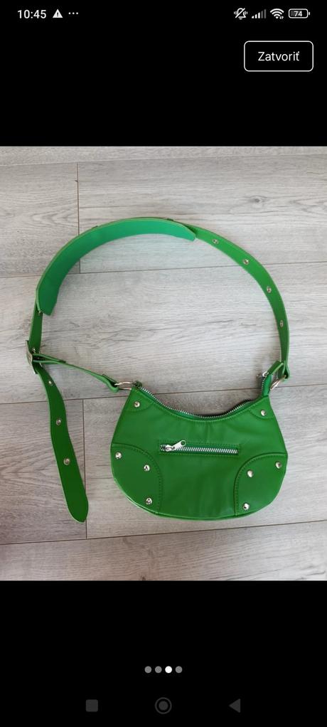 Kabelka, stradivarius