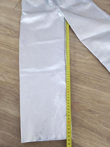 Strieborné nohavice, zara,140