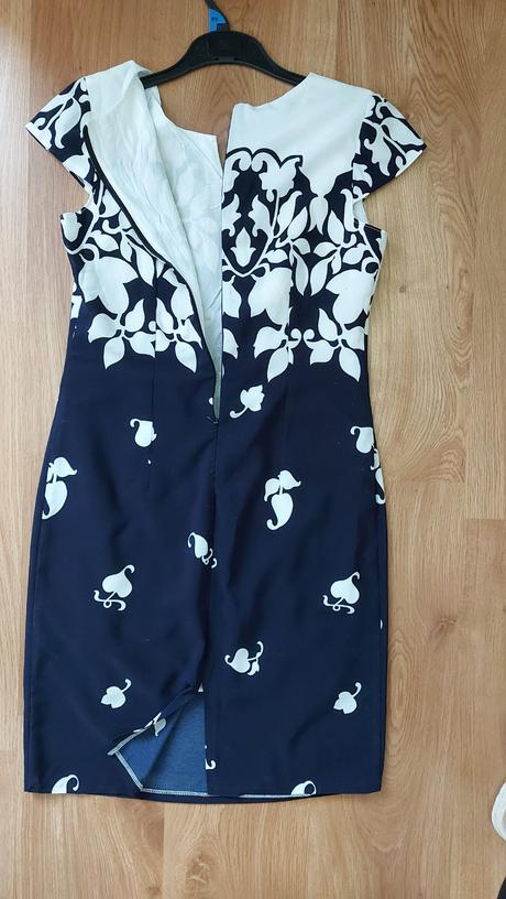 Kvetinové šatičky, l