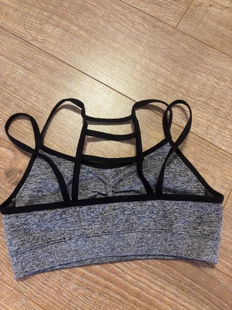 Sportova podprsenka, m