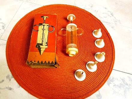 Cestolis a zdobítka, 