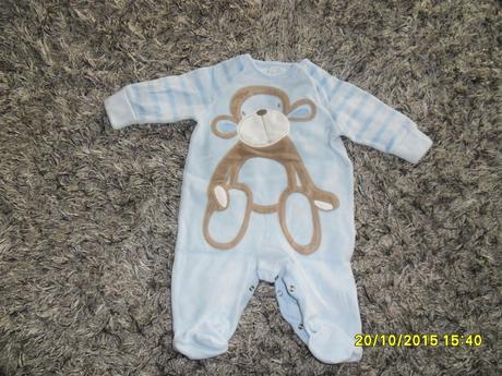 Overal s opičkou, next,68