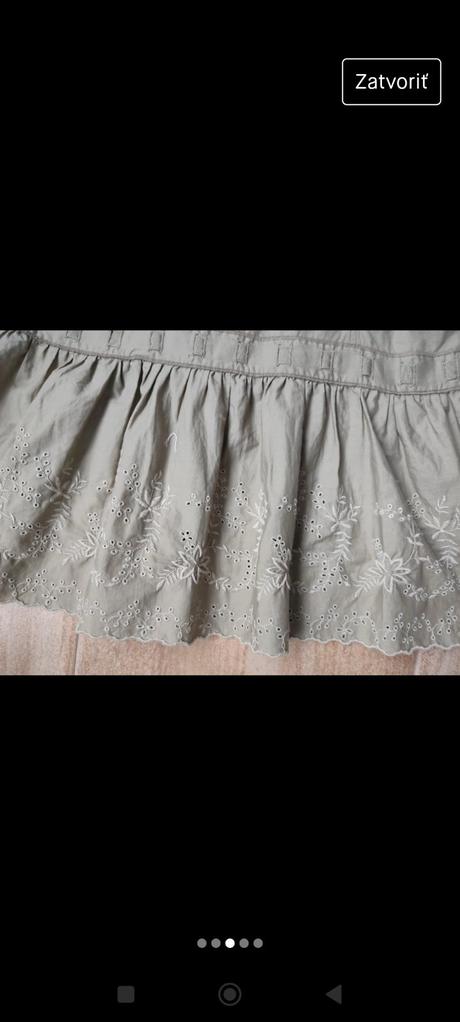 Šaty vyšívané, m