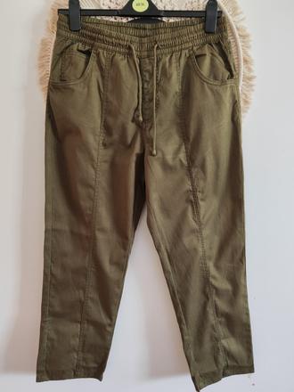 Khaki nohavice, xl
