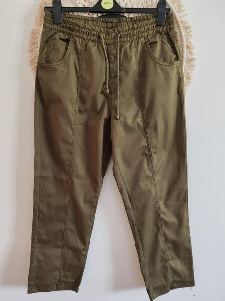 Khaki nohavice, xl