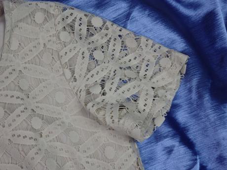 Kvalitné čipkované šaty, vero moda,xs