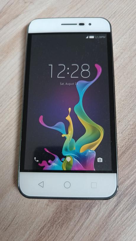 Maketa telefónu - coolpad,