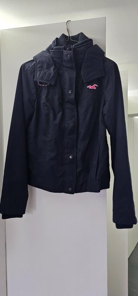 Hollister, hollister,m