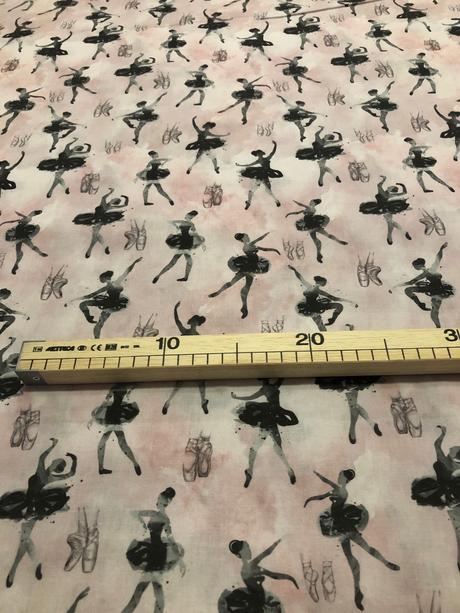 Španielske plátno - baletka  šírka 150 cm skladom, 