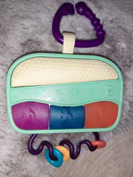 Kuriatko a rádio pre najmenších, 