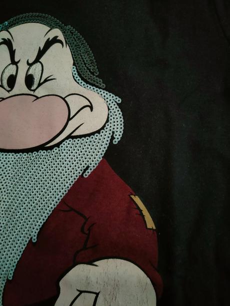 Tričko zn. sisley s trpaslíkom, veľ.122,super stav, sisley,122