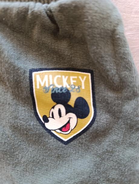 Mickey tepláky, disney,74