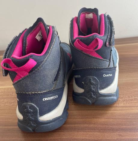 Členkove turisticke topanky, 32