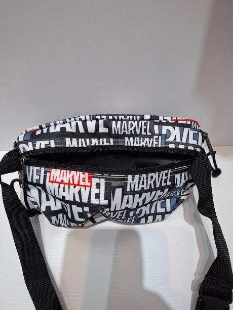 Batoh + ladvinka marvel, 