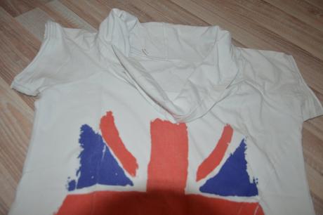 Predĺžená tričkomikina, s