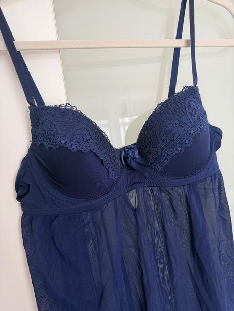 Modrá košieľka, m