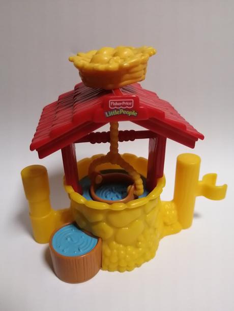 Fisher price little people studňa, 