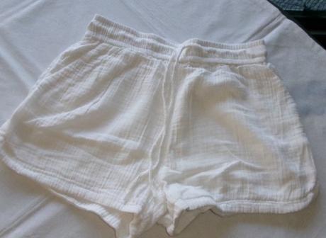 H&m biele kraťasy vel.s, h&m,s