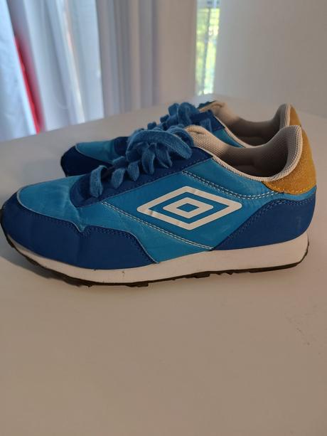 Tenisky, umbro,36