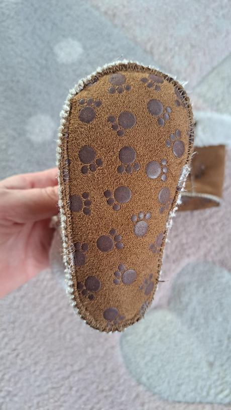 Capačky-čižmičky, 