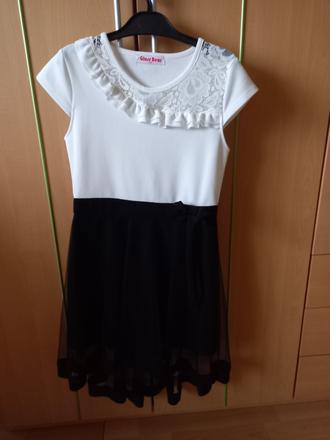 Dievčenské šaty, 158