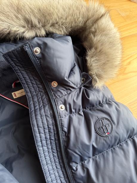 Vesta hilfiger veľ.m, tommy hilfiger,m