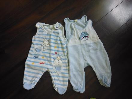 2x zamatové dupačky, 62