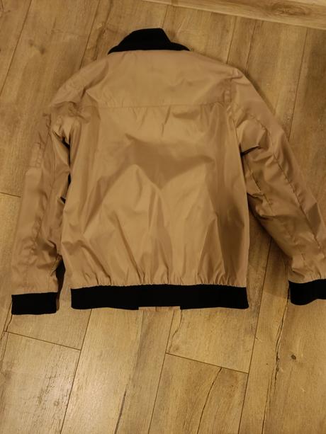 Prechodná bunda, chapter young,158