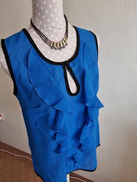 Modro-čierna padavá blúzka 38, 38