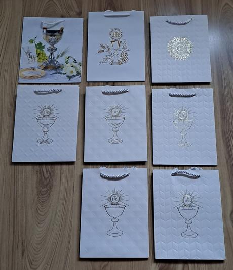 Ruženec s menom a dátumom, 