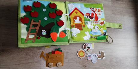 Šitá kniha quiet book,