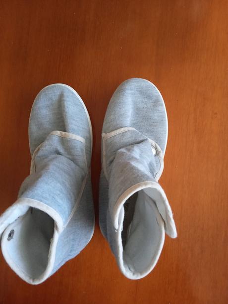 Platené topánky, 30