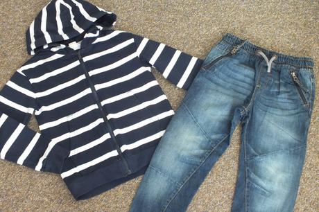 Rifle + mikina, top stav, 122